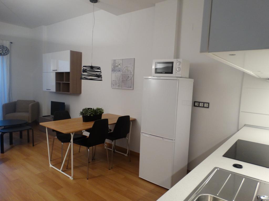 Malaga Apartamentos - Jinetes, 14 מראה חיצוני תמונה