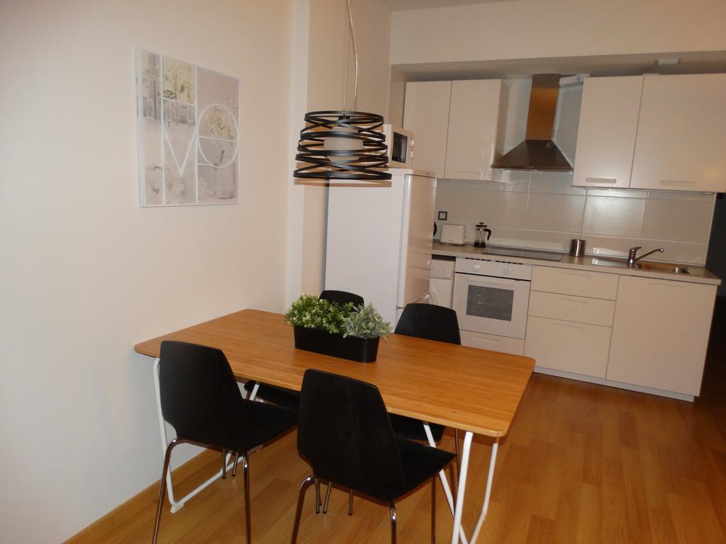 Malaga Apartamentos - Jinetes, 14 מראה חיצוני תמונה